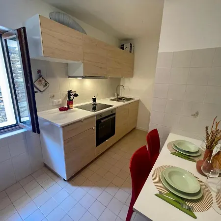 Apartment Bianca With Private Garden Cossogno Exterior foto